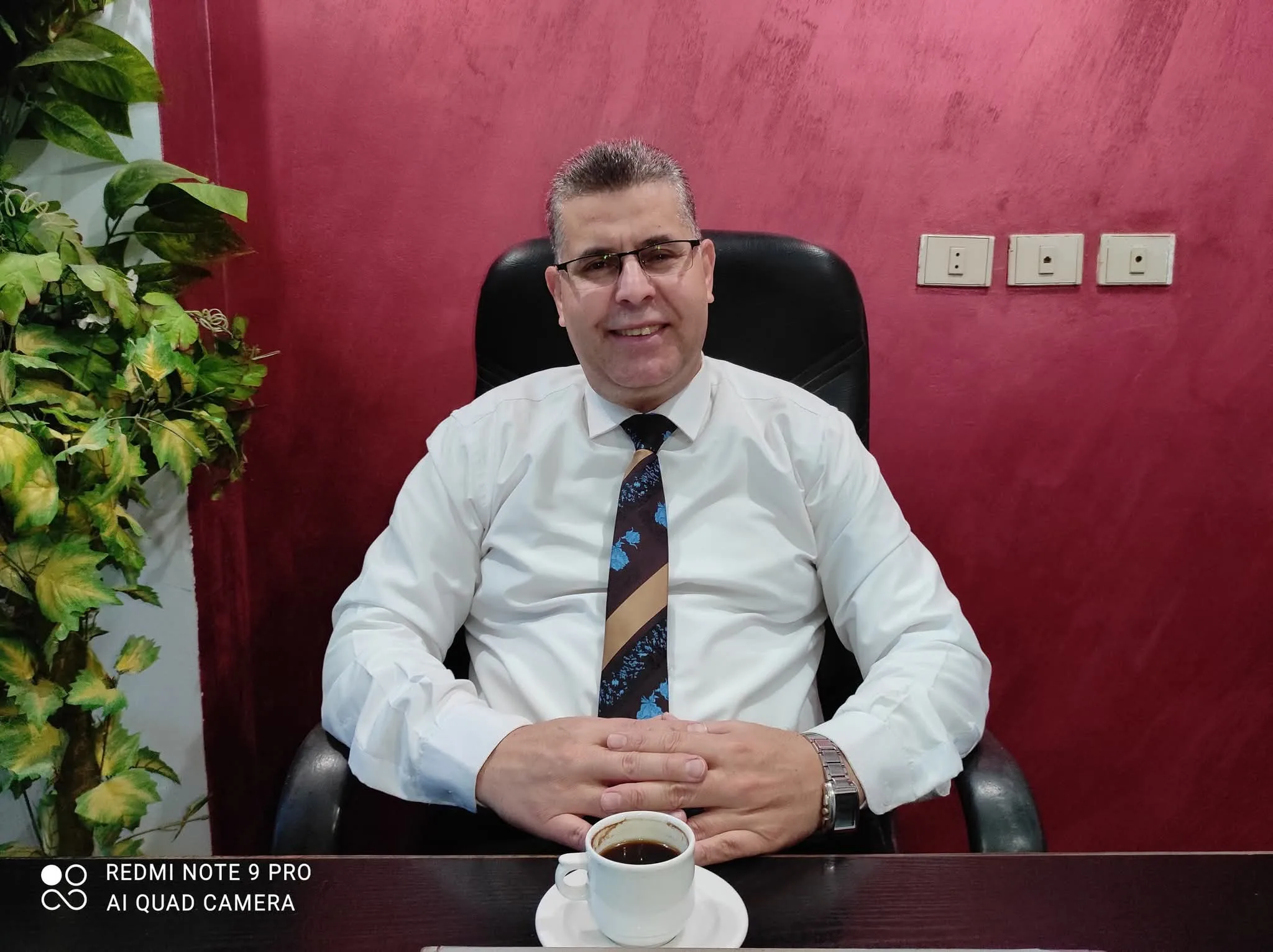 الأيام تفرش الساعات والساعات تفرش الأنفاس الأيام تفرش الساعات والساعات تفرش الأنفاس