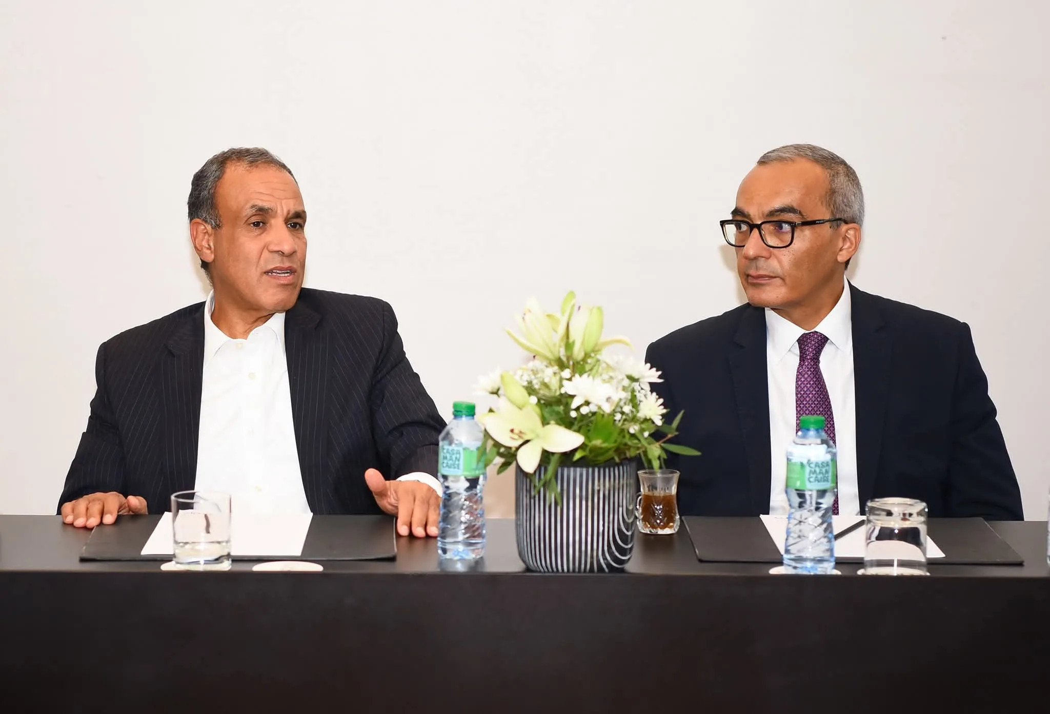 وزير الخارجية والهجرة يجتمع مع أفراد الجالية المصرية في السنغال