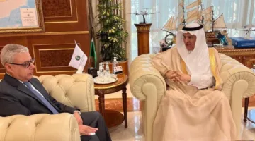 السفير المصري في الرياض يجتمع مع وزير البيئة والمياه والزراعة السعودي