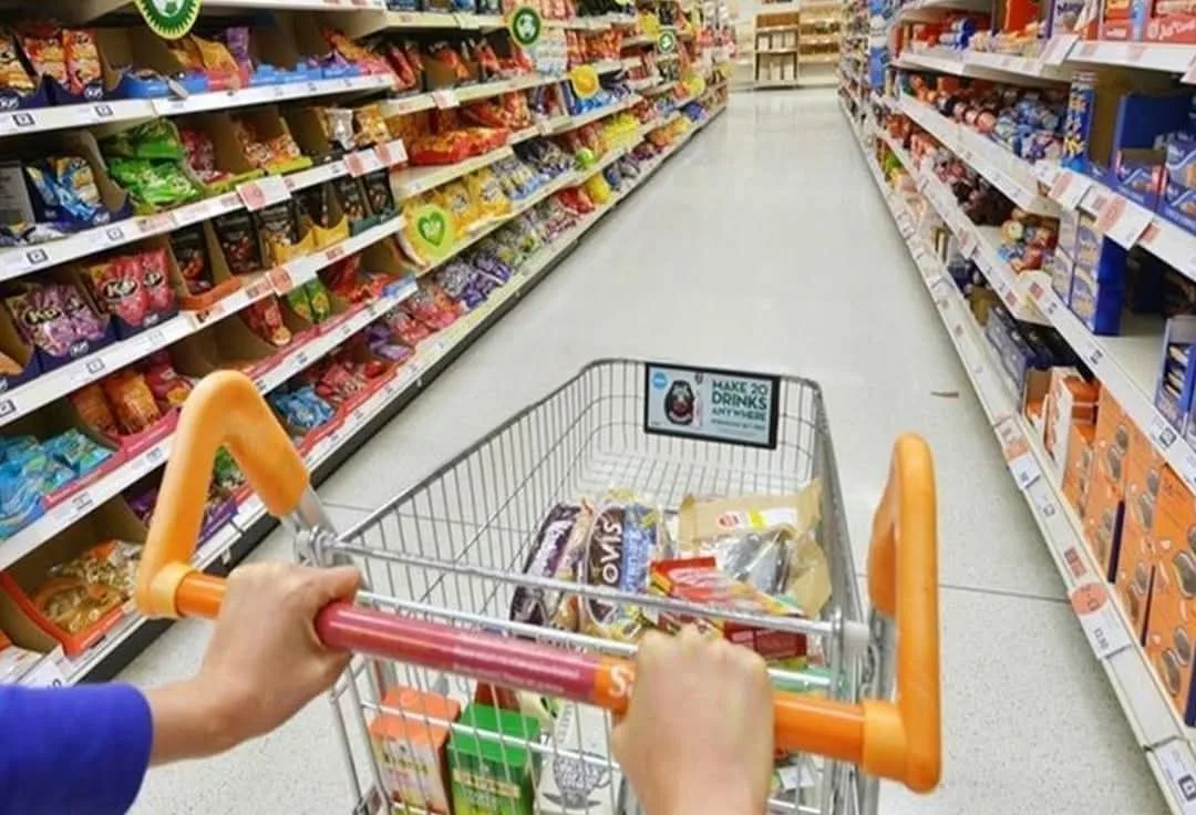 الحكومة تؤكد أن تخفيض الأسعار سيكون عملية مستمرة ودائمة الحكومة تؤكد أن تخفيض الأسعار سيكون عملية مستمرة ودائمة