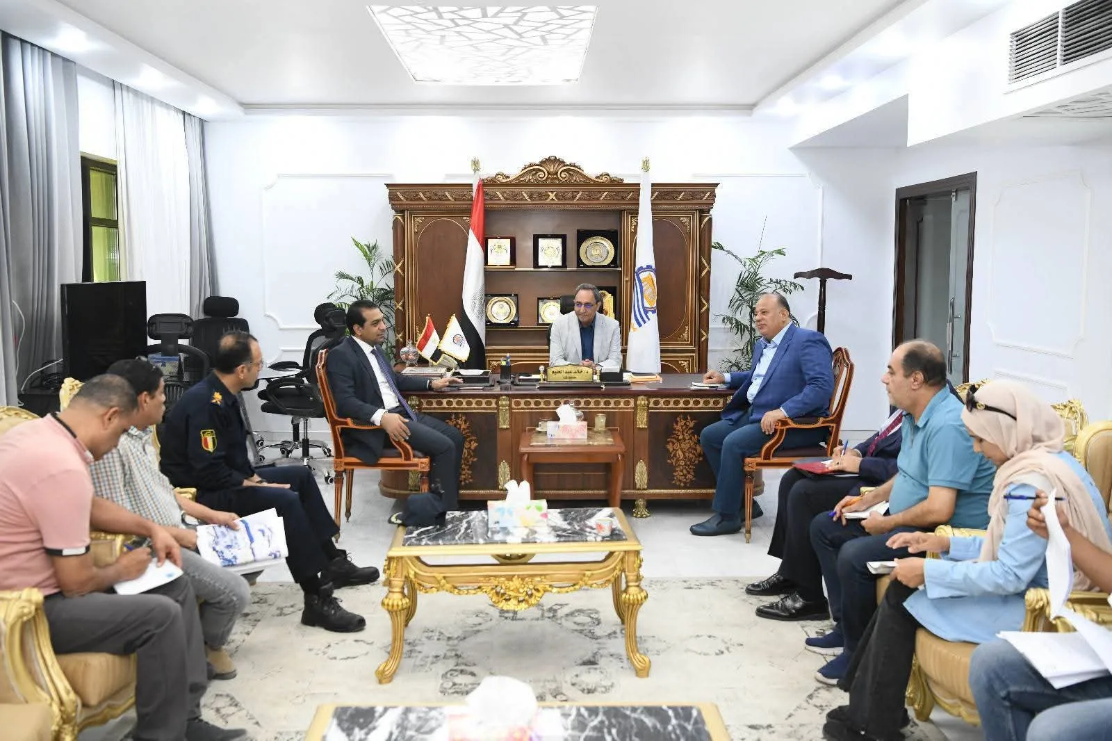 محافظ قنا يستعرض خطوات تحديث وتجديد نقطة الحماية المدنية في وسط المدينة لتعزيز استجابة الطوارئ محافظ قنا يستعرض خطوات تحديث وتجديد نقطة الحماية المدنية في وسط المدينة لتعزيز استجابة الطوارئ