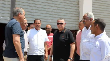 محافظ البحر الأحمر يعلن الانتهاء من ربط المرافق في منطقة الحرفيين وبدء تسليم الورش على الفور.