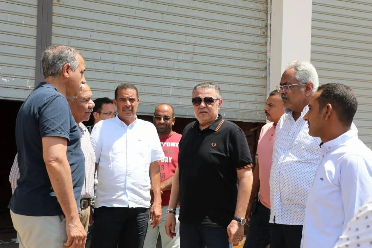 محافظ البحر الأحمر يعلن الانتهاء من ربط المرافق في منطقة الحرفيين وبدء تسليم الورش على الفور. محافظ البحر الأحمر يعلن الانتهاء من ربط المرافق في منطقة الحرفيين وبدء تسليم الورش على الفور.