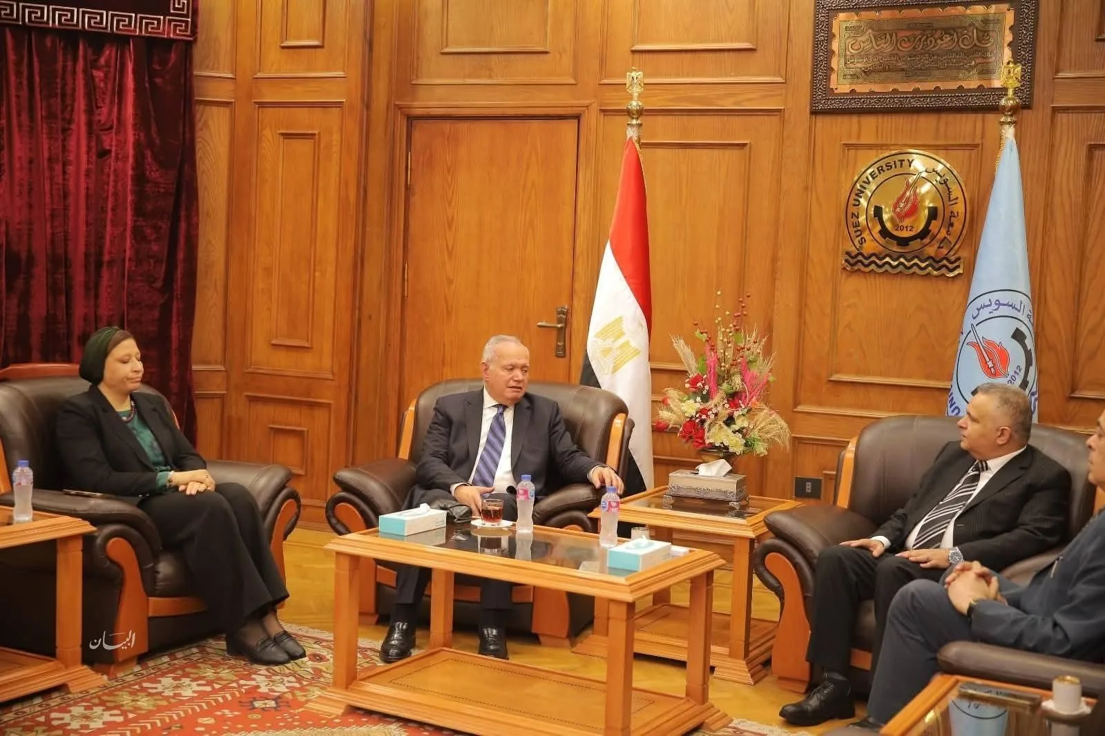 رئيس جامعة السويس يرحب بالسفير محمد عرابي وزير الخارجية السابق