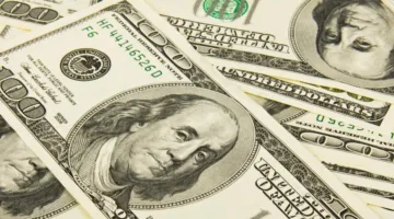 تحديثات آنية: سعر الدولار مقابل الجنيه في البنوك المصرية