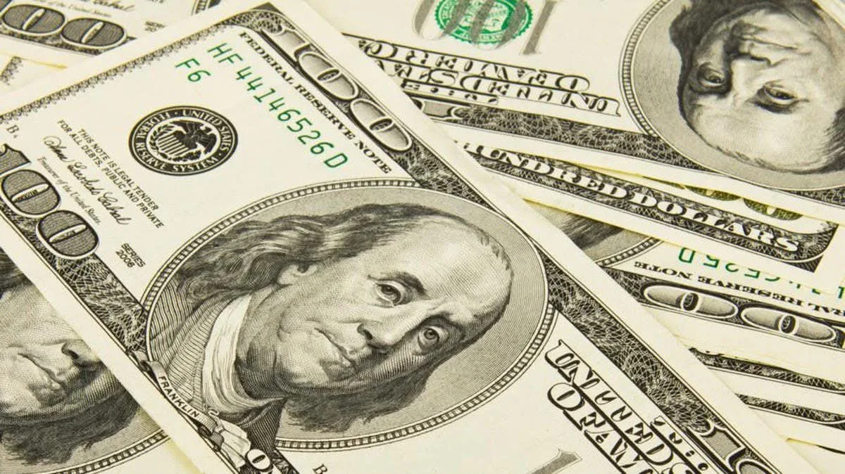 تحديثات آنية: سعر الدولار مقابل الجنيه في البنوك المصرية تحديثات آنية: سعر الدولار مقابل الجنيه في البنوك المصرية