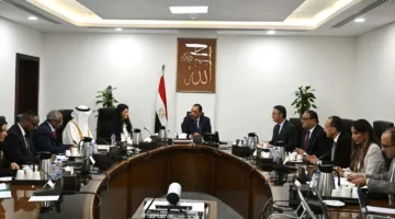 مدبولي يشدد على احترام الحكومة للدعم المقدم لتمويل التجارة في شراء الحبوب