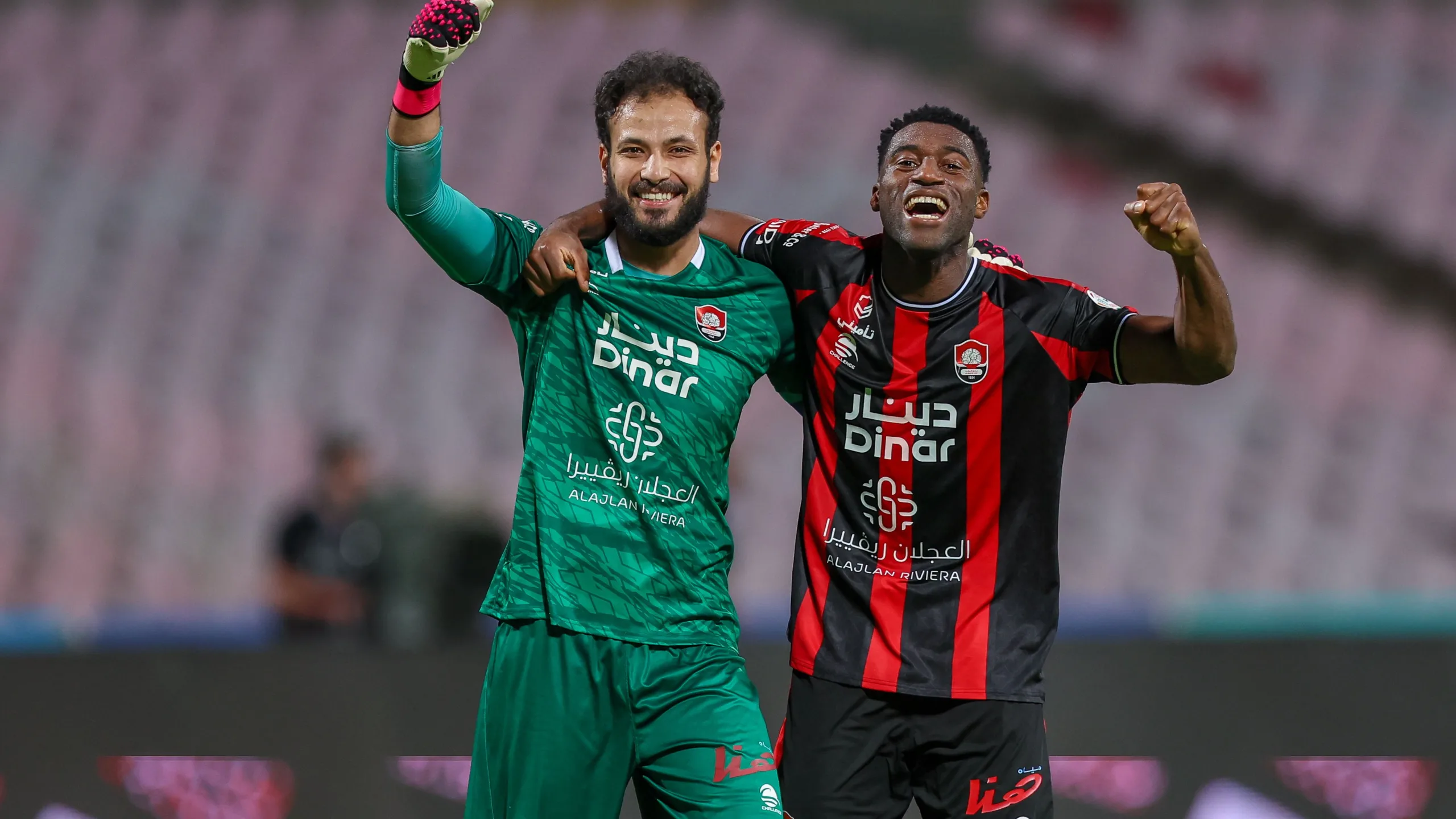 اتحاد جدة يقترب من ضم حارس الرائد إلى فريق جديد