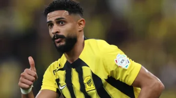 الاتحاد يسعى لضم العمري في ظل حالة من الغموض حول موقف النصر