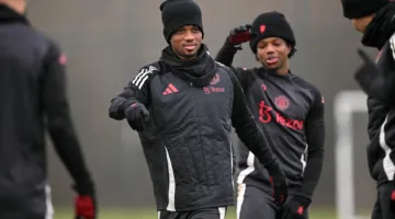 لاعب مانشستر يونايتد يحصل على فرصة إنقاذ اسكتلندية