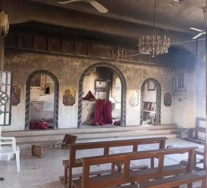 سوريا: أشخاص مجهولون يشعلون النيران في كنيسة مار ميخائيل الأثرية بالسويداء