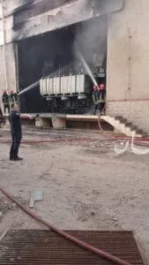 إخماد حريق كبير في محطة تحويل الطاقة “S1” بالعاشر من رمضان وتوقف مؤقت للتيار الكهربائي