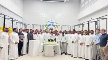 النمشان يختتم مسيرته الرياضية بتكريم رفيع المستوى من المحترفين.