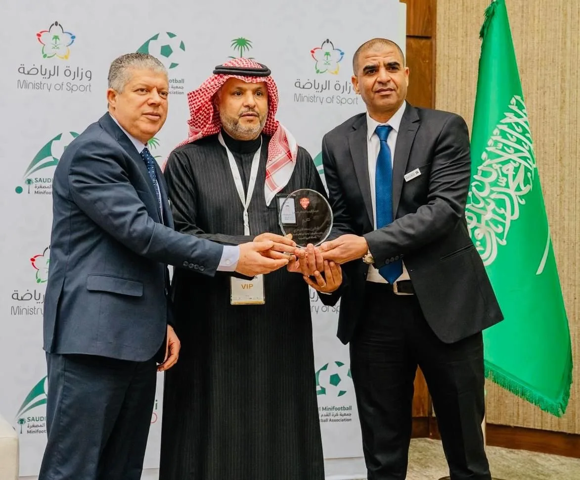الدوسري يبارك بن الحاج بمناسبة توليه رئاسة الجامعة التونسية لكرة القدم المصغرة ويؤكد على تقديم دعم كامل لتطوير اللعبة الدوسري يبارك بن الحاج بمناسبة توليه رئاسة الجامعة التونسية لكرة القدم المصغرة ويؤكد على تقديم دعم كامل لتطوير اللعبة