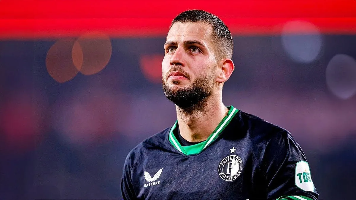 ديفيد هانكو: النصر يثير حركة الانتقالات بصفقة دفاعية غير مسبوقة حتى 2028 ديفيد هانكو: النصر يثير حركة الانتقالات بصفقة دفاعية غير مسبوقة حتى 2028