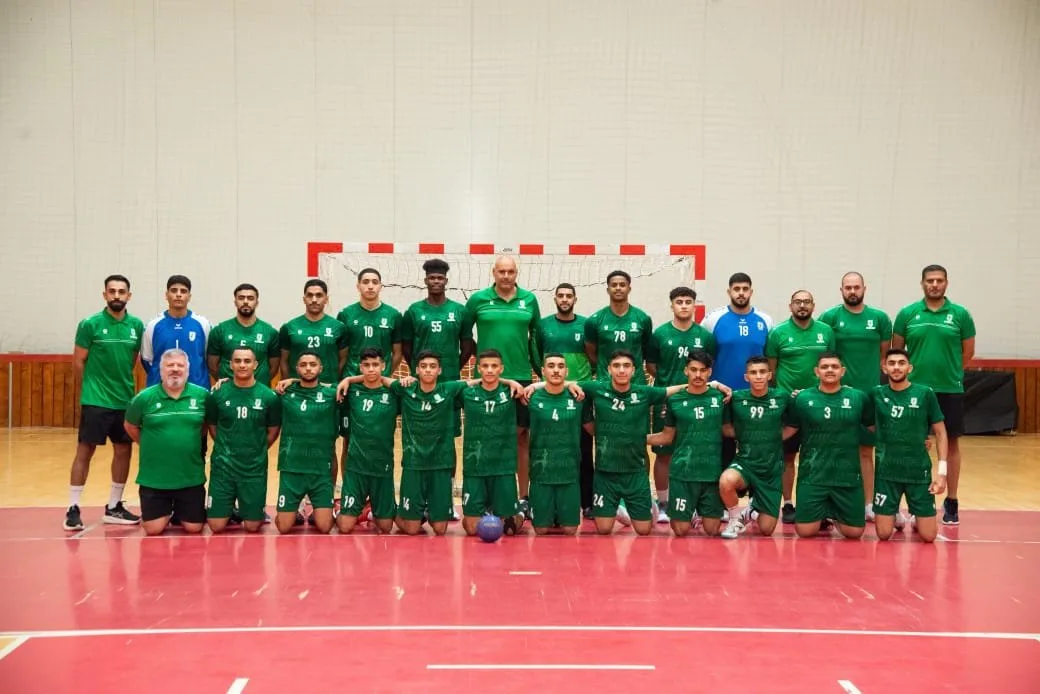 ناشئو منتخب كرة القدم يتوجهون إلى مصر لاستكمال التحضيرات النهائية لبطولة العالم ناشئو منتخب كرة القدم يتوجهون إلى مصر لاستكمال التحضيرات النهائية لبطولة العالم