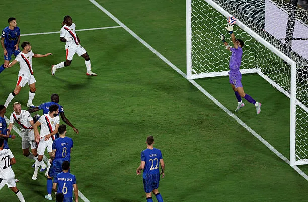 مانشستر سيتي ينهي الشوط الأول متقدماً على الهلال في بطولة الأندية العالمية