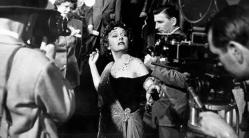 سينما التألق: الصراع بين السعي للتميز وقلق الإهمال