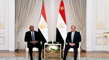 السيسي يتباحث مع البرهان حول مستجدات الأوضاع في السودان والتعاون المشترك لتعزيز الأمن الإقليمي.