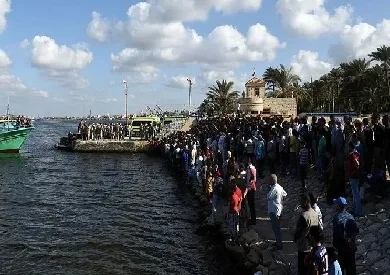 اكتشاف ثلاث جثث غير محددة الهوية لامرأتين ورجل على سواحل السلوم اكتشاف ثلاث جثث غير محددة الهوية لامرأتين ورجل على سواحل السلوم