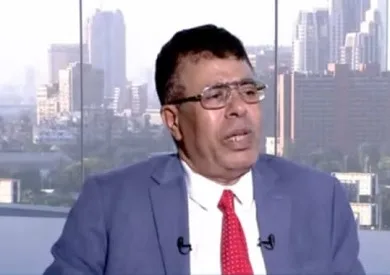 عماد الدين حسين: نتنياهو يعتمد على مبدأ أن حدود إسرائيل حيث تصل أسلحته. عماد الدين حسين: نتنياهو يعتمد على مبدأ أن حدود إسرائيل حيث تصل أسلحته.