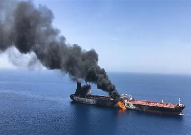 الجيش البريطاني: تسرب المياه إلى داخل السفينة التي تعرضت للهجوم في البحر الأحمر الجيش البريطاني: تسرب المياه إلى داخل السفينة التي تعرضت للهجوم في البحر الأحمر
