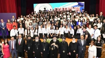 البابا تواضروس يشارك في احتفال تخرج طلاب المرحلة الإعدادية في المدرسة المرقسية بالإسكندرية