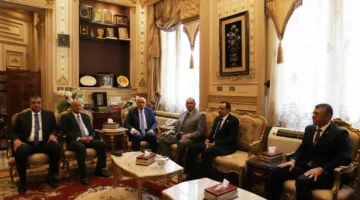 احتفاءً بالمنصب: رئيس مجلس القضاء الأعلى يستقبل نقيب المحامين في المحكمة العليا