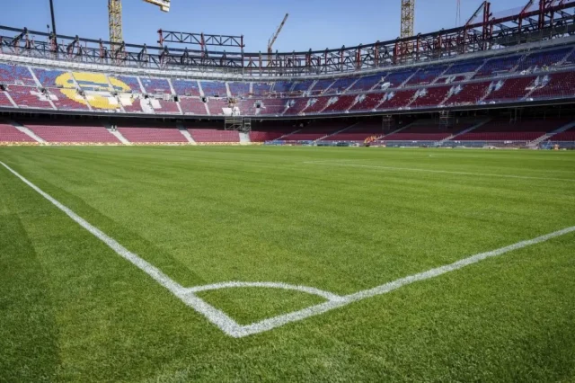 برشلونة قد يواجه فالنسيا على أرض ملعب يوهان كرويف! برشلونة قد يواجه فالنسيا على أرض ملعب يوهان كرويف!