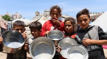 غزة: خطر المجاعة والممارسات الاحتلالية قرب مراكز الإغاثة يهدد حياة آلاف المواطنين