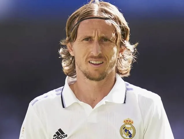 أمير الكروات لوكا مودريتش ينتقل من ريال مدريد إلى الميلان أمير الكروات لوكا مودريتش ينتقل من ريال مدريد إلى الميلان
