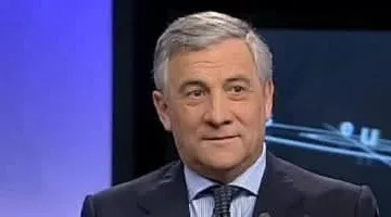 وزير الخارجية الإيطالي يطلب من إسرائيل إنهاء أنشطتها في غزة