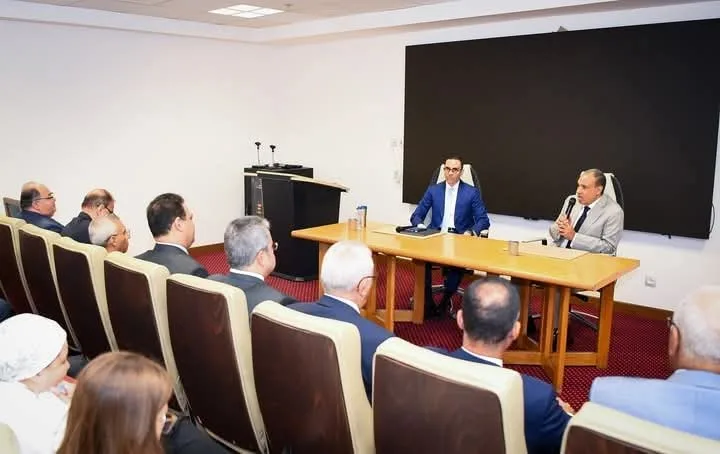 وزير الخارجية وشؤون الهجرة يستضيف وزير الاستثمار والتجارة الخارجية وزير الخارجية وشؤون الهجرة يستضيف وزير الاستثمار والتجارة الخارجية