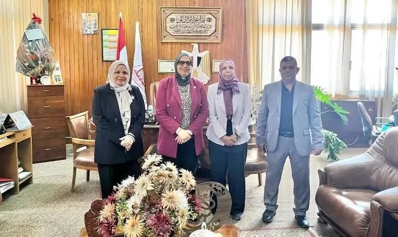 مديرية العمل في الشرقية تستمر في تنظيم مجموعة من الندوات حول السلامة والصحة المهنية بجامعة الزقازيق مديرية العمل في الشرقية تستمر في تنظيم مجموعة من الندوات حول السلامة والصحة المهنية بجامعة الزقازيق