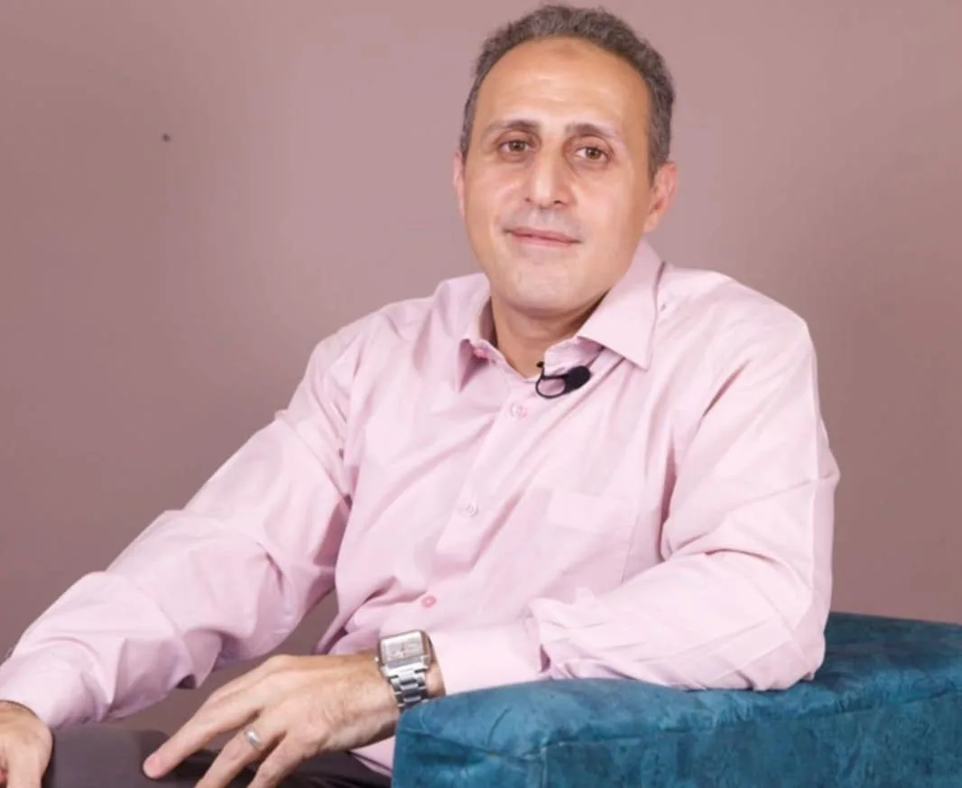 الدكتور مصطفى محمود: عادات ضارة تؤدي إلى مشاكل اللثة وتسوس الأسنان ينبغي التعرف عليها