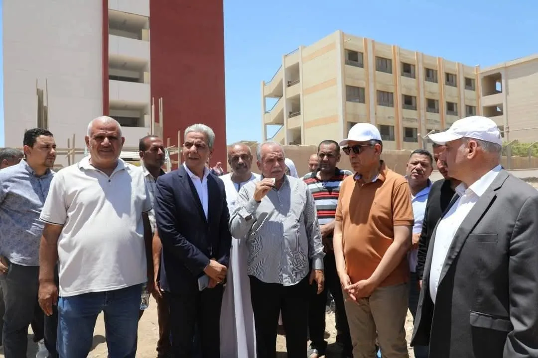 محافظ المنيا: افتتاح مدرسة صفانية للتعليم الأساسي كخطوة جديدة للحد من الاكتظاظ الطلابي. محافظ المنيا: افتتاح مدرسة صفانية للتعليم الأساسي كخطوة جديدة للحد من الاكتظاظ الطلابي.