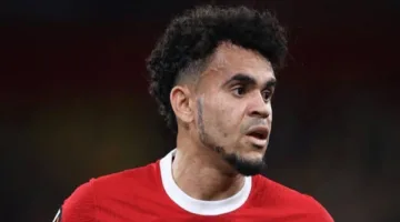 بايرن ميونيخ يبدأ خطواته الرسمية للتعاقد مع لويس دياز لاعب ليفربول
