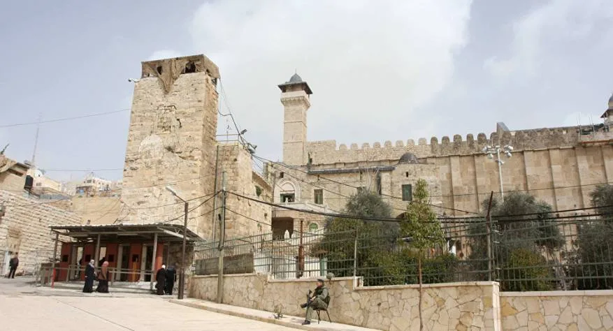 فلسطين: نرفض سيطرة إسرائيل على المسجد الإبراهيمي وسنقوم بتحركات لإفشال هذه الخطوة فلسطين: نرفض سيطرة إسرائيل على المسجد الإبراهيمي وسنقوم بتحركات لإفشال هذه الخطوة