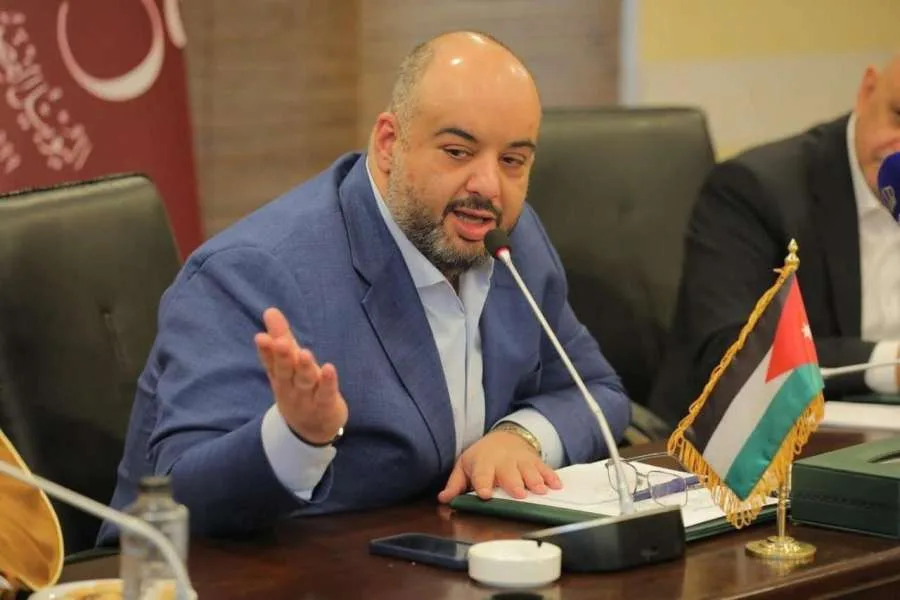 النائب الخشمان يطالب بتعديل قانون الاحتجاز الإداري: لن نقف مكتوفي الأيدي بعد عبادة