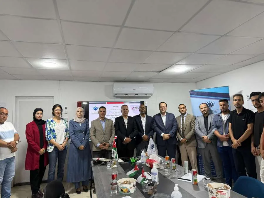 المحامي حسام الخصاونة يشارك في ندوة حوارية عن مساهمة الشباب في السياسة بمحافظة المفرق المحامي حسام الخصاونة يشارك في ندوة حوارية عن مساهمة الشباب في السياسة بمحافظة المفرق