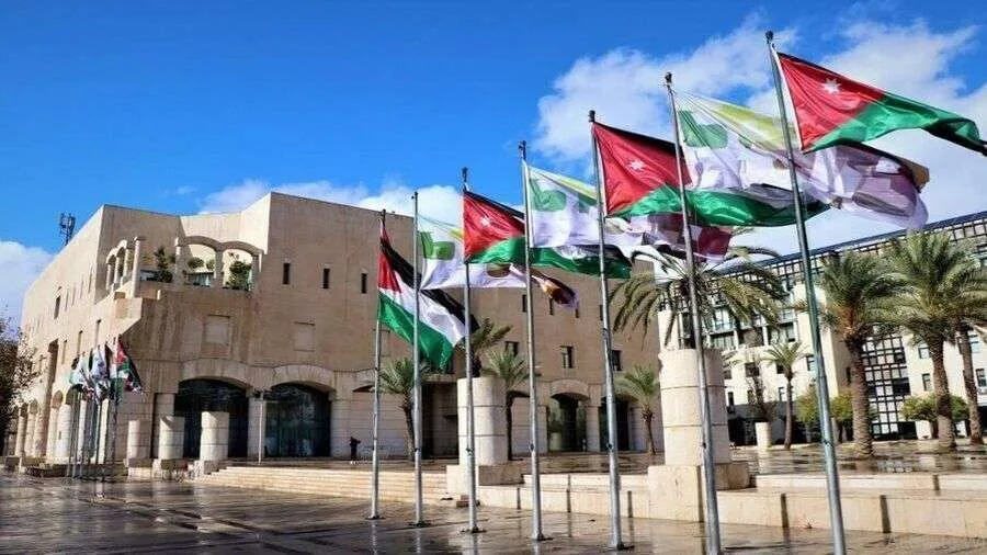 مجلس الوزراء يقرر إنشاء لجنة أمانة عمان برئاسة الشواربة (الأسماء) مجلس الوزراء يقرر إنشاء لجنة أمانة عمان برئاسة الشواربة (الأسماء)