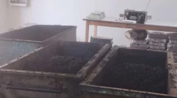 الغذاء والدواء تغلق مصنع معسل غير مرخص تابع لإحدى الشركات الكبرى
