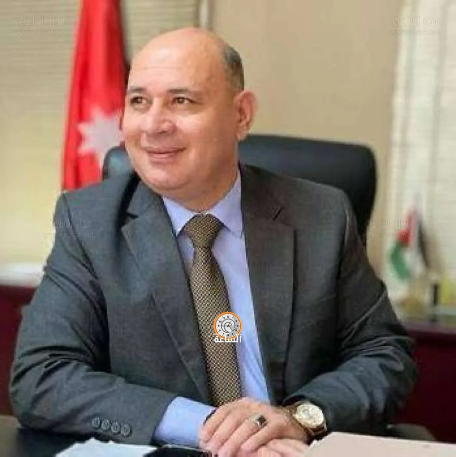 العجارمة يكتب: في بداية توليه المنصب.. د. مالك الخريسات يُظهر أن الإنسانية تتجاوز كل المناصب. العجارمة يكتب: في بداية توليه المنصب.. د. مالك الخريسات يُظهر أن الإنسانية تتجاوز كل المناصب.