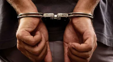 إلقاء القبض على أربعة أفراد سرقوا شركة في إربد باستخدام التهديد