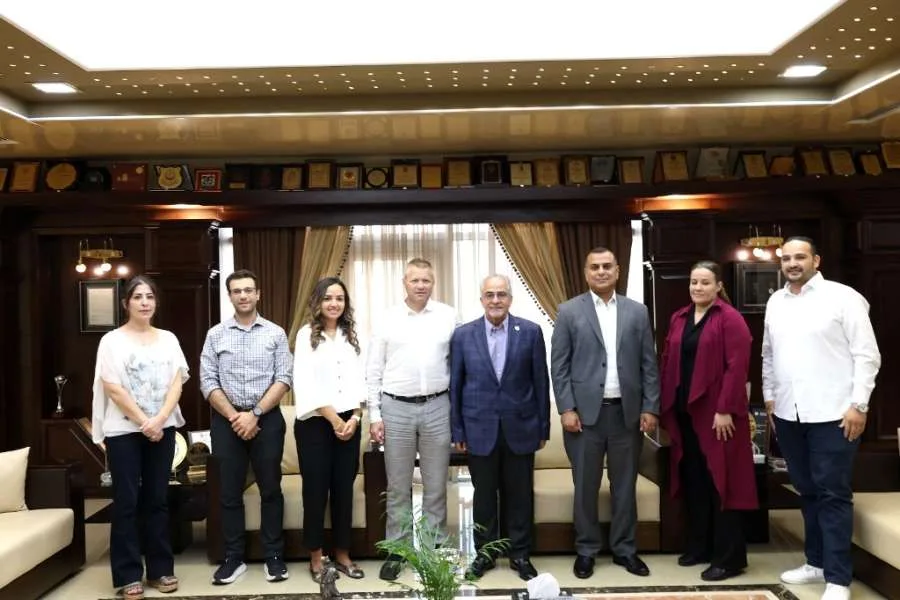 وفد من جامعة ويست السويد يزور الجامعة الأردنية الأهلية لتعزيز التعاون الأكاديمي في إطار برنامج إيراسموس