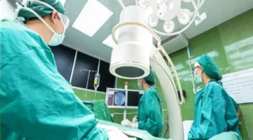 فضيحة رقص الأطباء في غرفة العمليات