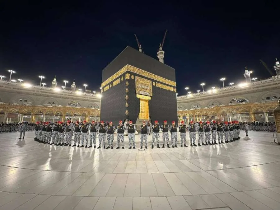 افتتاح مراسم تنظيف الكعبة المشرفة