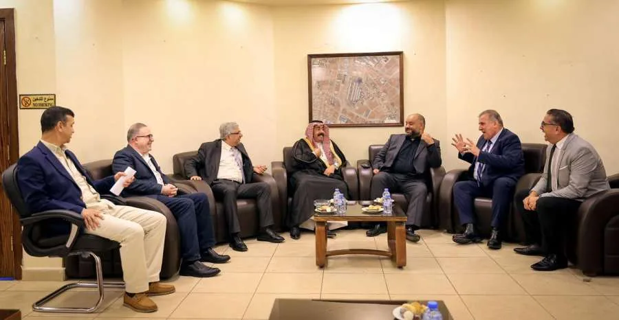الأحزاب النيابية المعتدلة: سوق عمّان المركزي عنصر أساسي في تعزيز الأمن الغذائي. الأحزاب النيابية المعتدلة: سوق عمّان المركزي عنصر أساسي في تعزيز الأمن الغذائي.