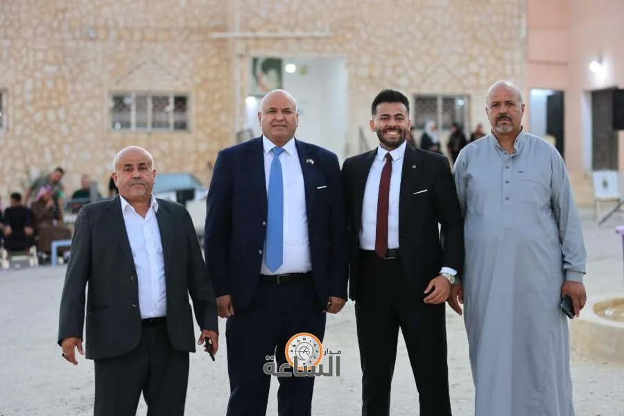الزيود يتلقى التهاني بمناسبة تخرج نجله حمزة (صور) الزيود يتلقى التهاني بمناسبة تخرج نجله حمزة (صور)