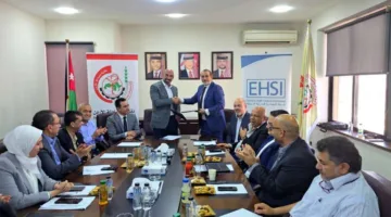 نقابة الصيادلة تُبرم اتفاقية شراكة مع شركة الحوسبة الصحية الدولية لربط الصيدليات بالنظام الوطني للفوترة.